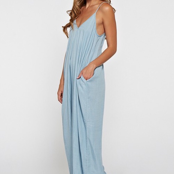 {host pick} SHAE 100% Tencel maxi dress - Picture 3 of 5